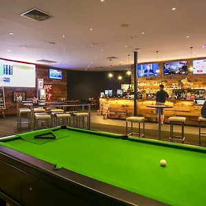 Nightcap At 3* Kawana Waters